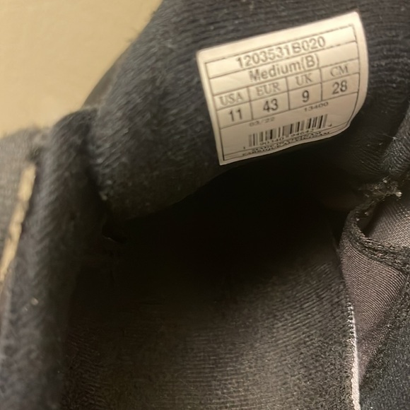 Women Brooks Adrenaline GTS 22 - size 11 - Picture 9 of 9